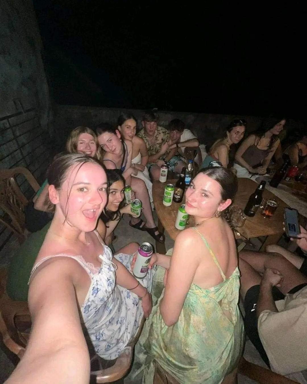 Peacock'S Paradise Safari Hostel ウダワラウェ エクステリア 写真